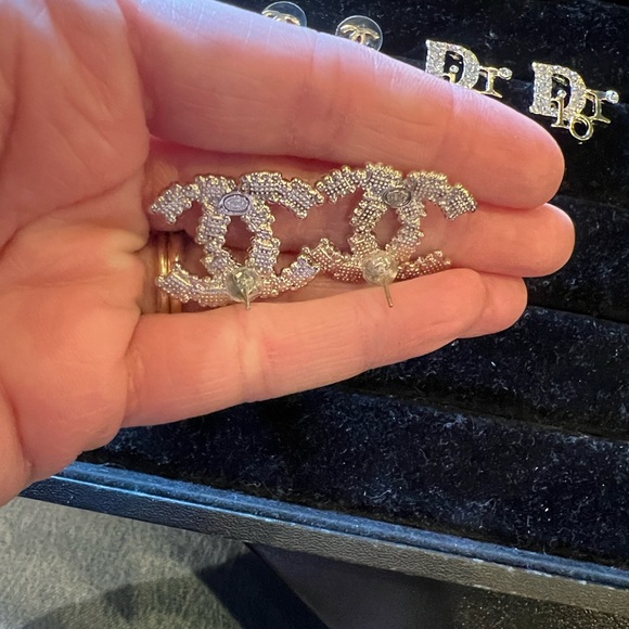 CHANEL Silver Crystal Earrings - Picture 5 of 11